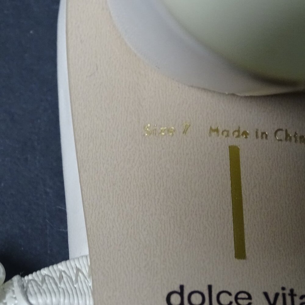 Dolce Vita Ivory Pearl Heels - Picture 8 of 9